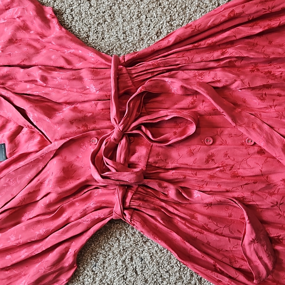 Dress - Picture 3 of 5